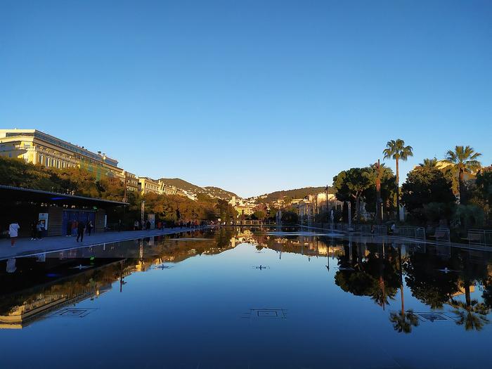 Nice - miroir d'eau