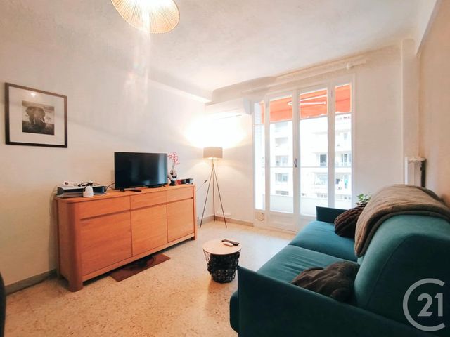 Appartement F3 à vendre - 3 pièces - 57.17 m2 - NICE - 06 - PROVENCE-ALPES-COTE-D-AZUR - Century 21 Lafage Transactions